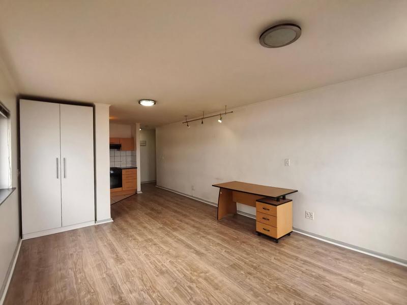 To Let 1 Bedroom Property for Rent in Claremont Upper Western Cape